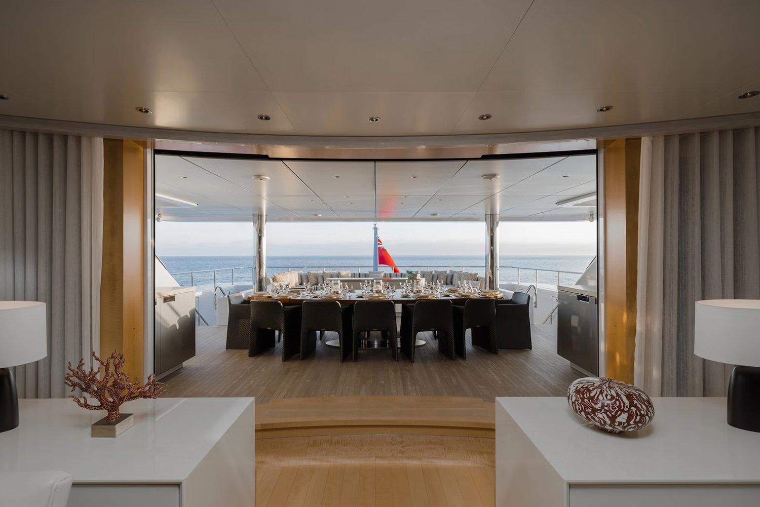 221-Motor-Yacht-Loon-@motoryachtloon-Upper-Deck-Alfresco-Dining-Area