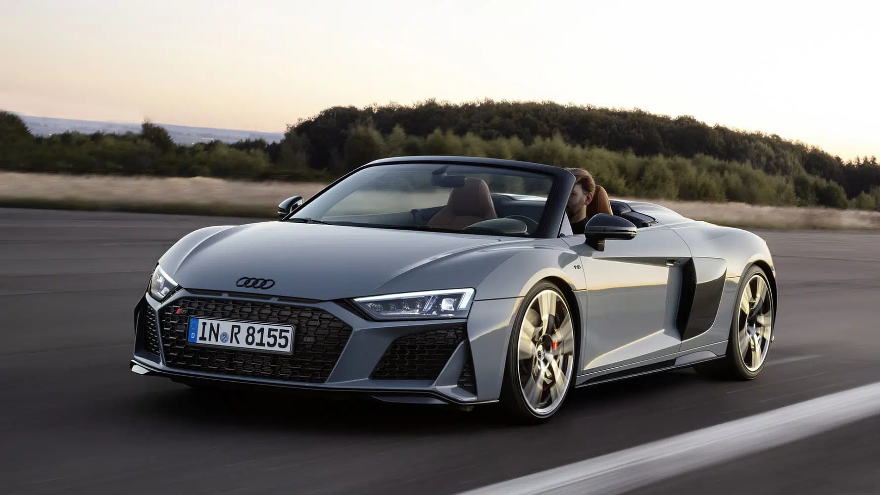 Audi-R8-Spyder-1