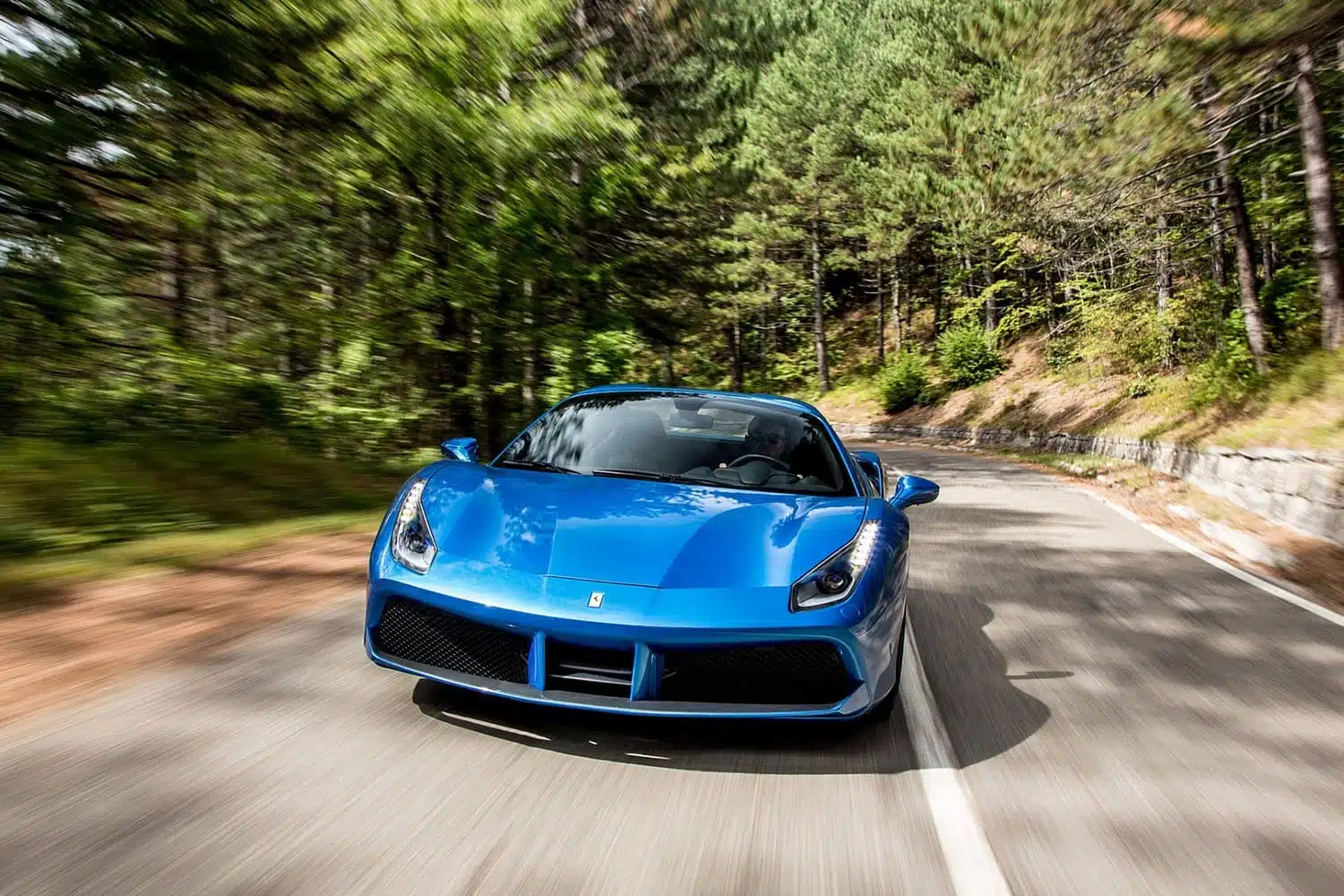 Ferrari-488-Spider-04