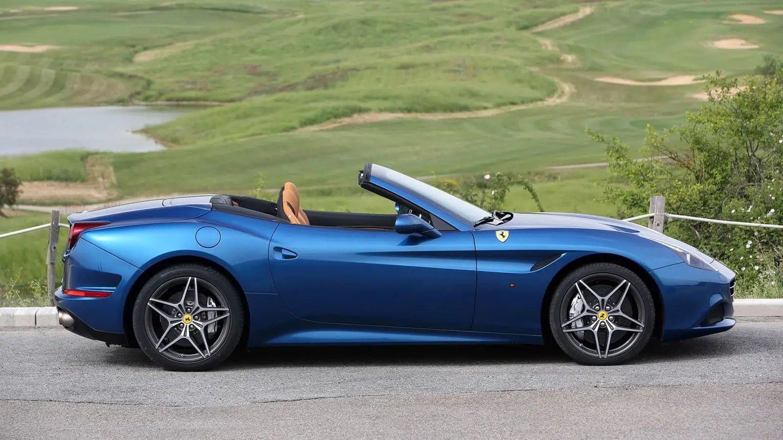 Ferrari-California-T-6