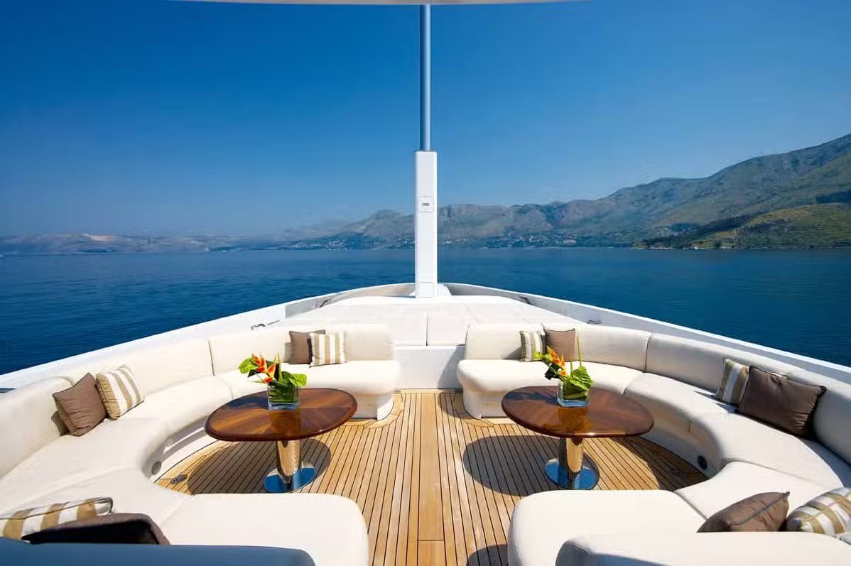 Motor-Yacht-Andreas-L-Benetti-13