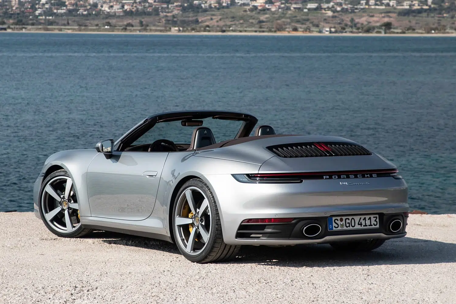 Porsche-911-Carrera-4S-Cabriolet-09