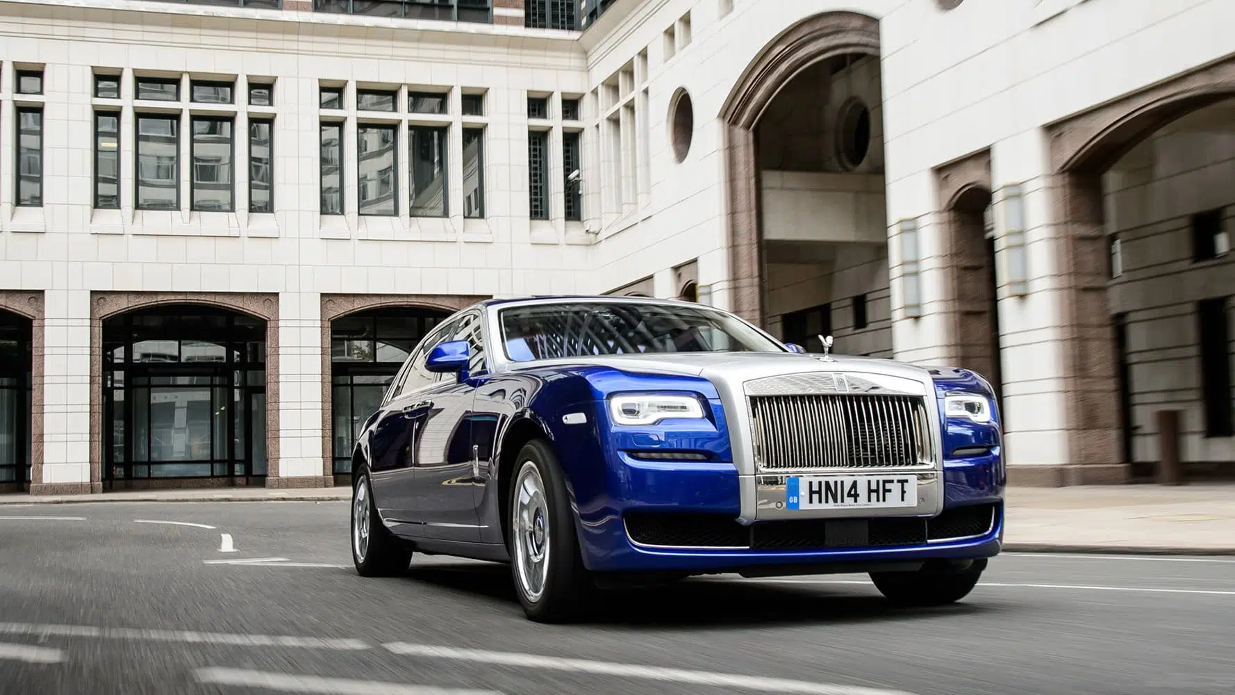 Rolls-Royce-Ghost-8