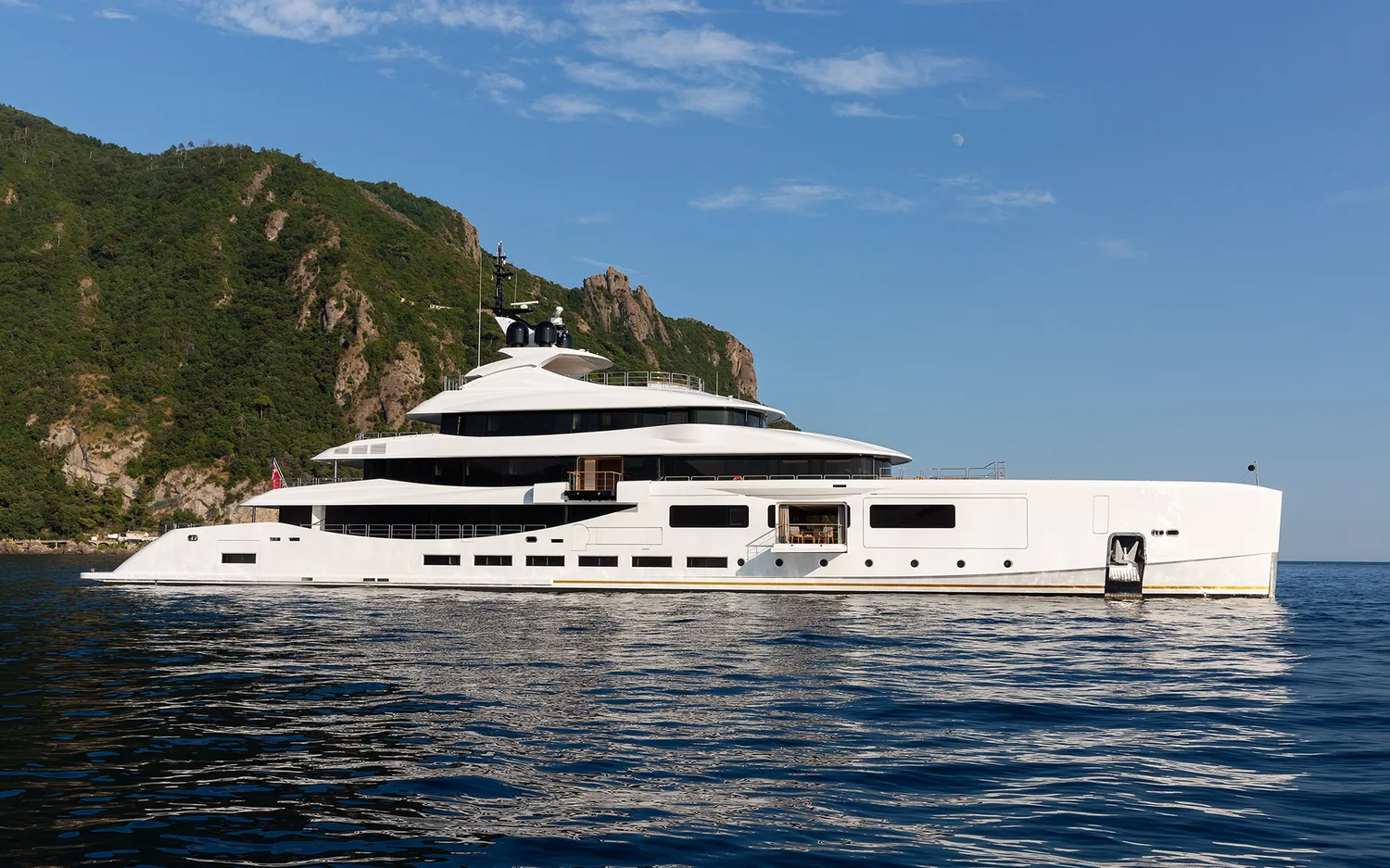 Yacht-Alfa-Benetti-1